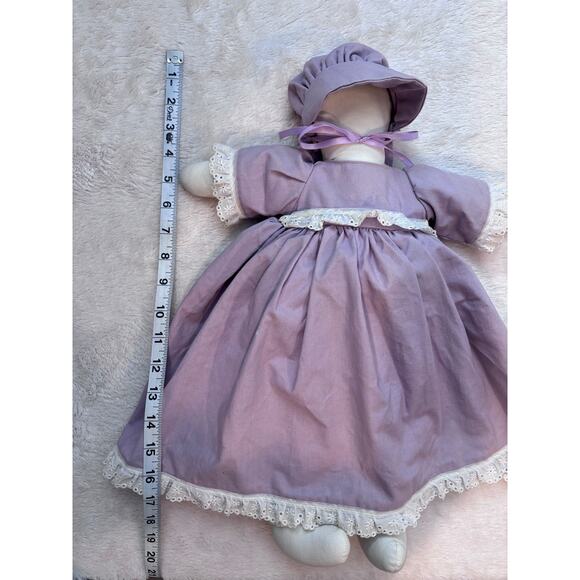 Traditional Handmade Vintage Soft Amish Doll Lavendar Dress Bonnet Purple - Picture 10 of 11
